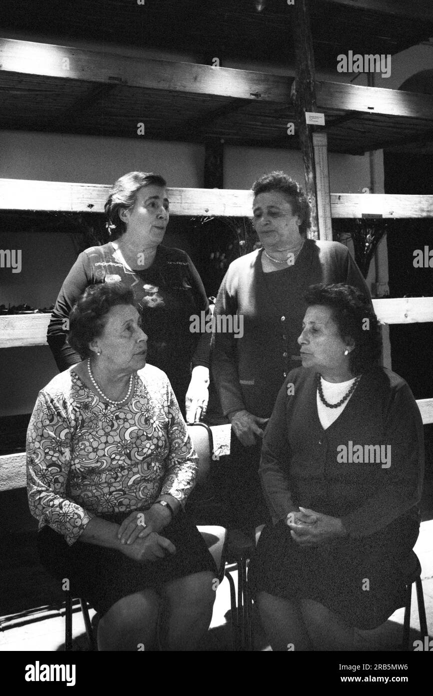 Chorus Singers. Italy. 70's Stock Photo Alamy