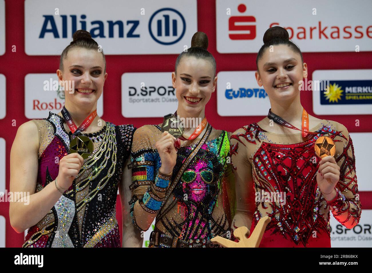 left to right Margarita KOLOSOV, SC Potsdam, silver medal, 2nd place