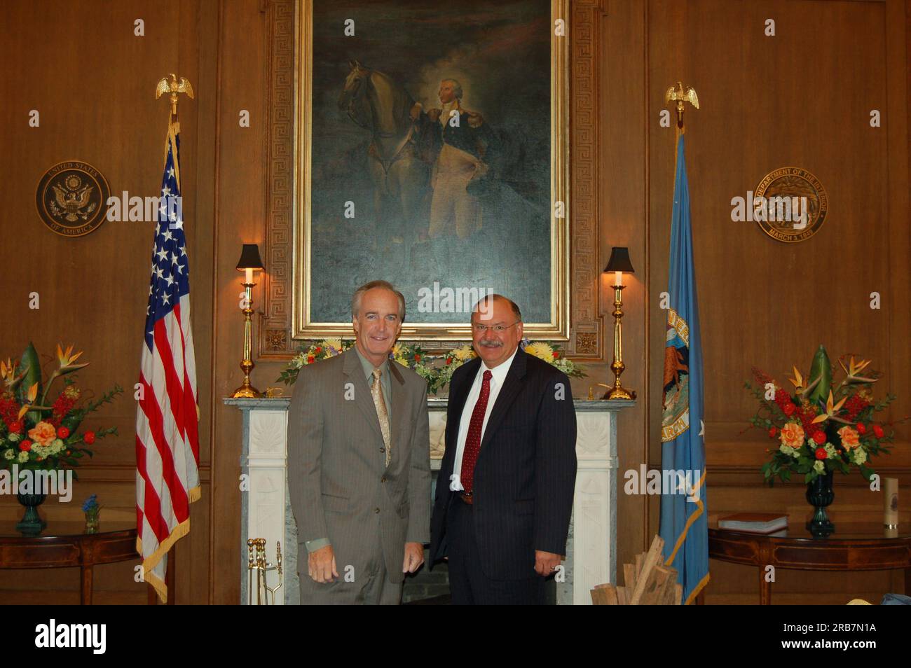 Secretary Dirk Kempthorne at Main Interior with Con Paulos, of Con