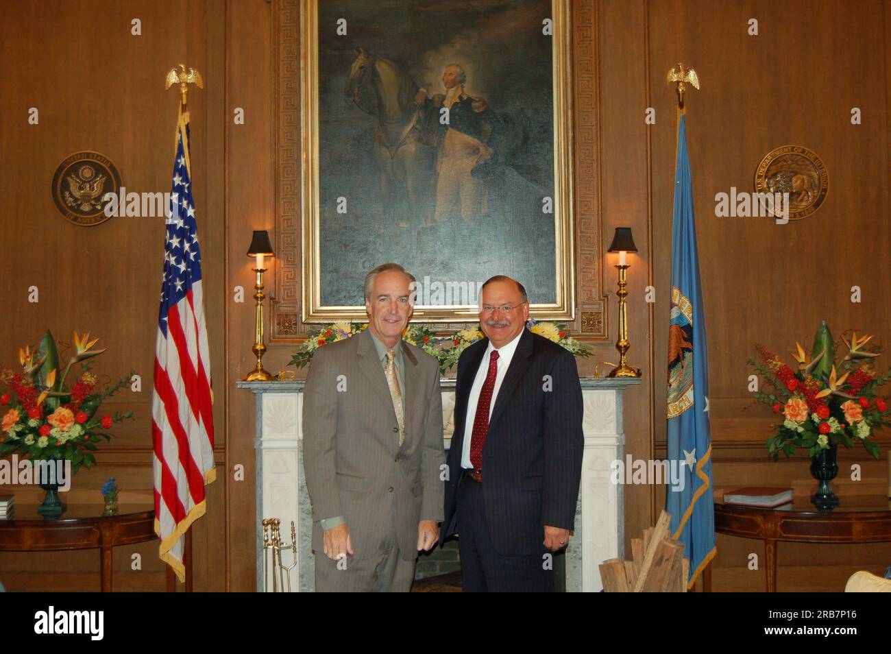 Secretary Dirk Kempthorne at Main Interior with Con Paulos, of Con