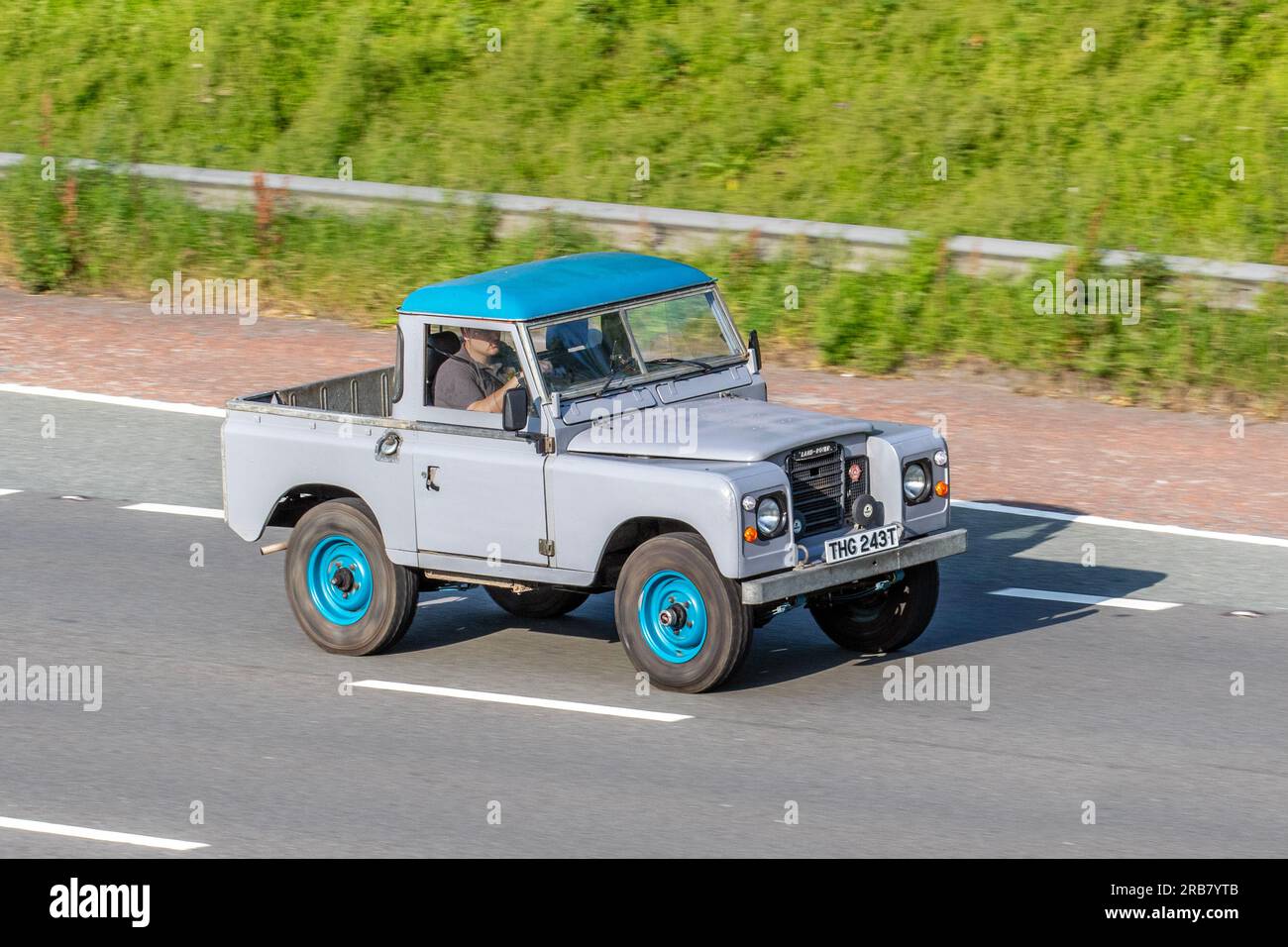 1978, 70s seventies, Land Rover 88' - 4 CYL, British LCV 2286 cc, travelling at speed on the M6 motorway in Greater Manchester, UK Stock Photo