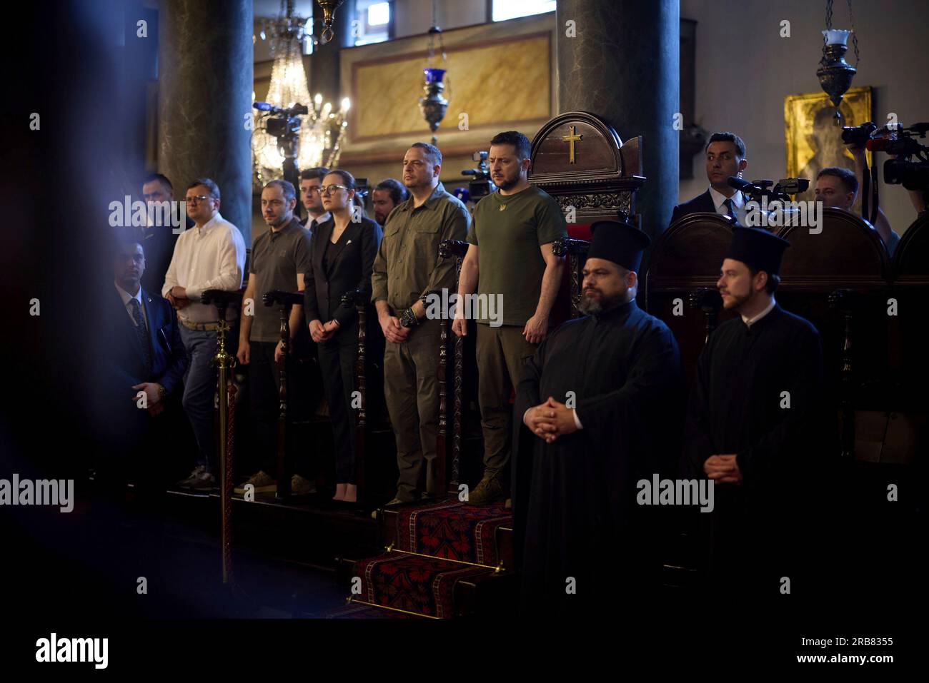 Istanbul, Turkey. 08th July, 2023. Ukrainian President Volodymyr Zelenskyy, center, during a memorial service for victims of the Russian Invasion led by Christian Eastern Orthodox Patriarch Bartholomew I of Constantinople, at the Cathedral of St. George, July 8, 2023 in Istanbul, Turkey. Standing from left: Oleksandr Kamyshin, Dmytro Kuleba, Oleksandr Kubrakov, Yulia Svyrydenko, Andriy Yermak and Volodymyr Zelenskyy. Credit: Ukraine Presidency/Ukraine Presidency/Alamy Live News Stock Photo