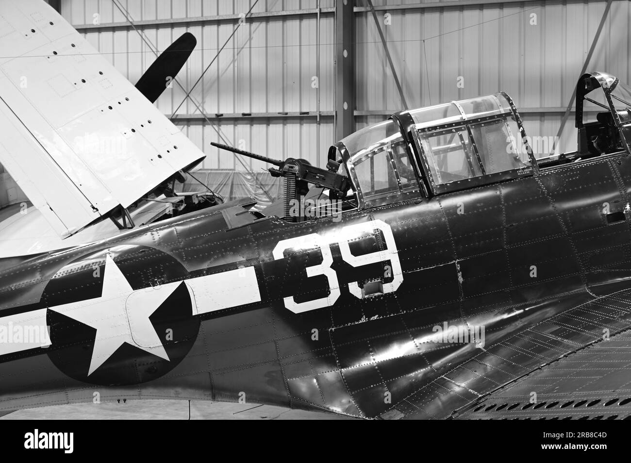 Douglas SBD Dauntless Dive bomber defensive armament Stock Photo Alamy