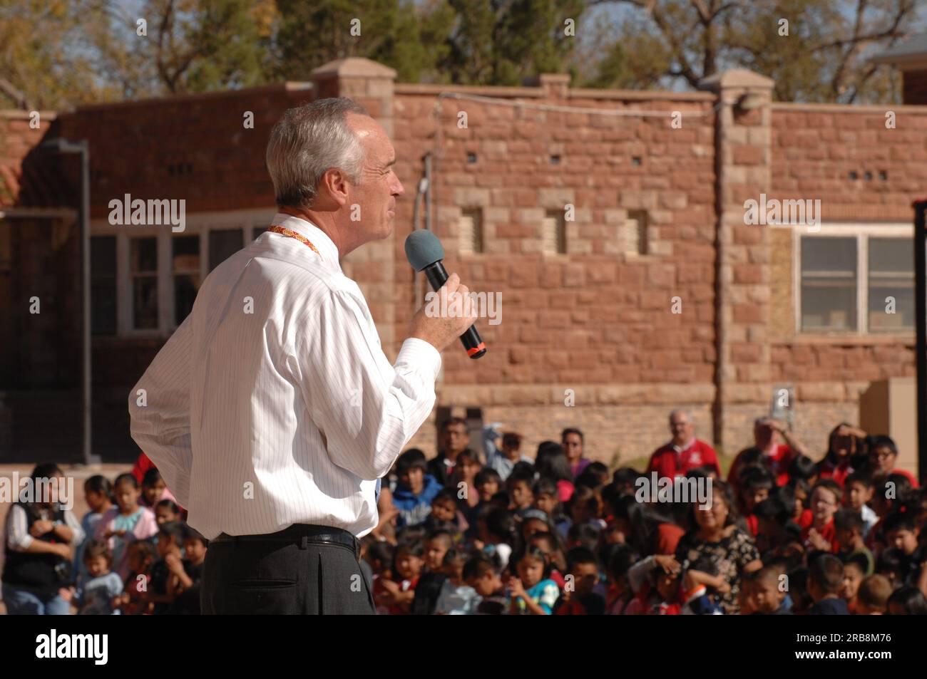 Visit of Secretary Dirk Kempthorne to the Tuba City Boarding School on