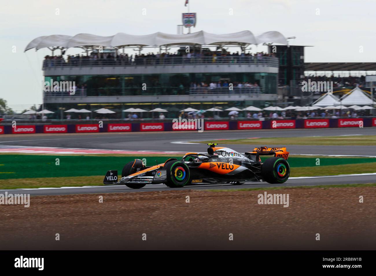 Voiture Formule 1 McLaren MCL60 2023 British GP Lando Norris - Bburago 1:43 Échelle 12cm