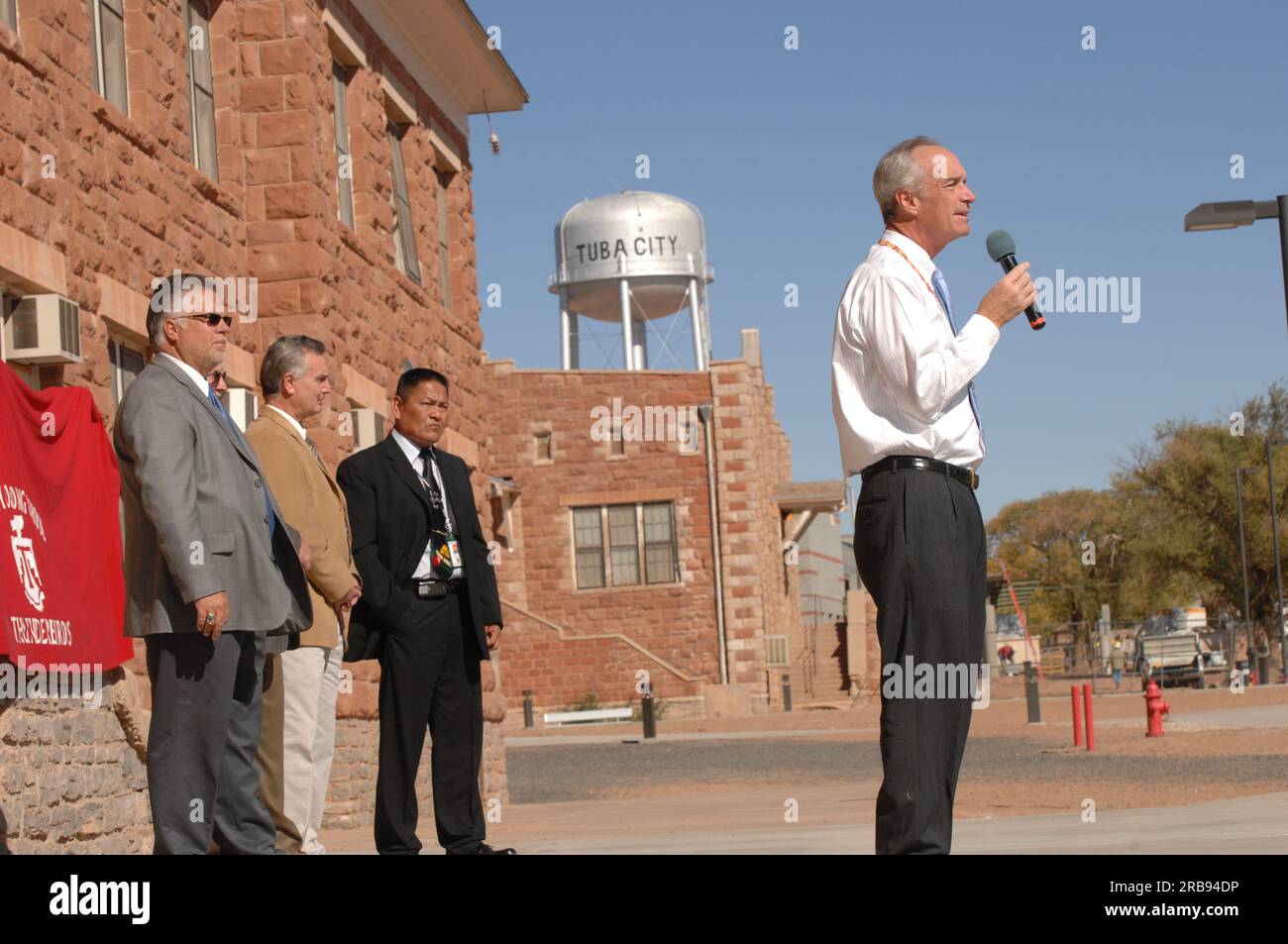 Visit of Secretary Dirk Kempthorne to the Tuba City Boarding School on