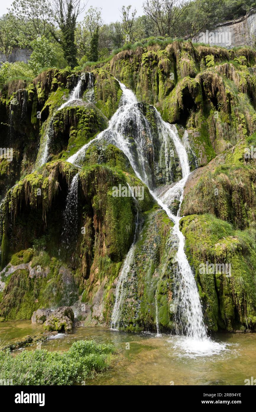 Cascades de Baume-les-Messieurs, Jura, Bourgogne-Franche-Comté, France, Stock Photo