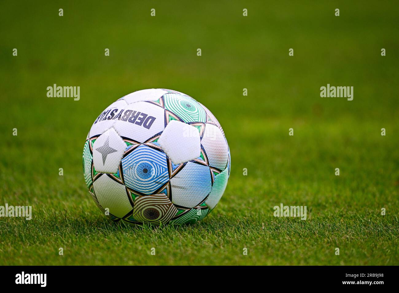 Doorwerth, Netherlands. 08th July, 2023. DOORWERTH, NETHERLANDS - JULY 8:  Giovanni van Zwam of Vitesse during the Pre-Season Club Friendly match  between DUNO and Vitesse at the Sportpark de Waaijenberg on July