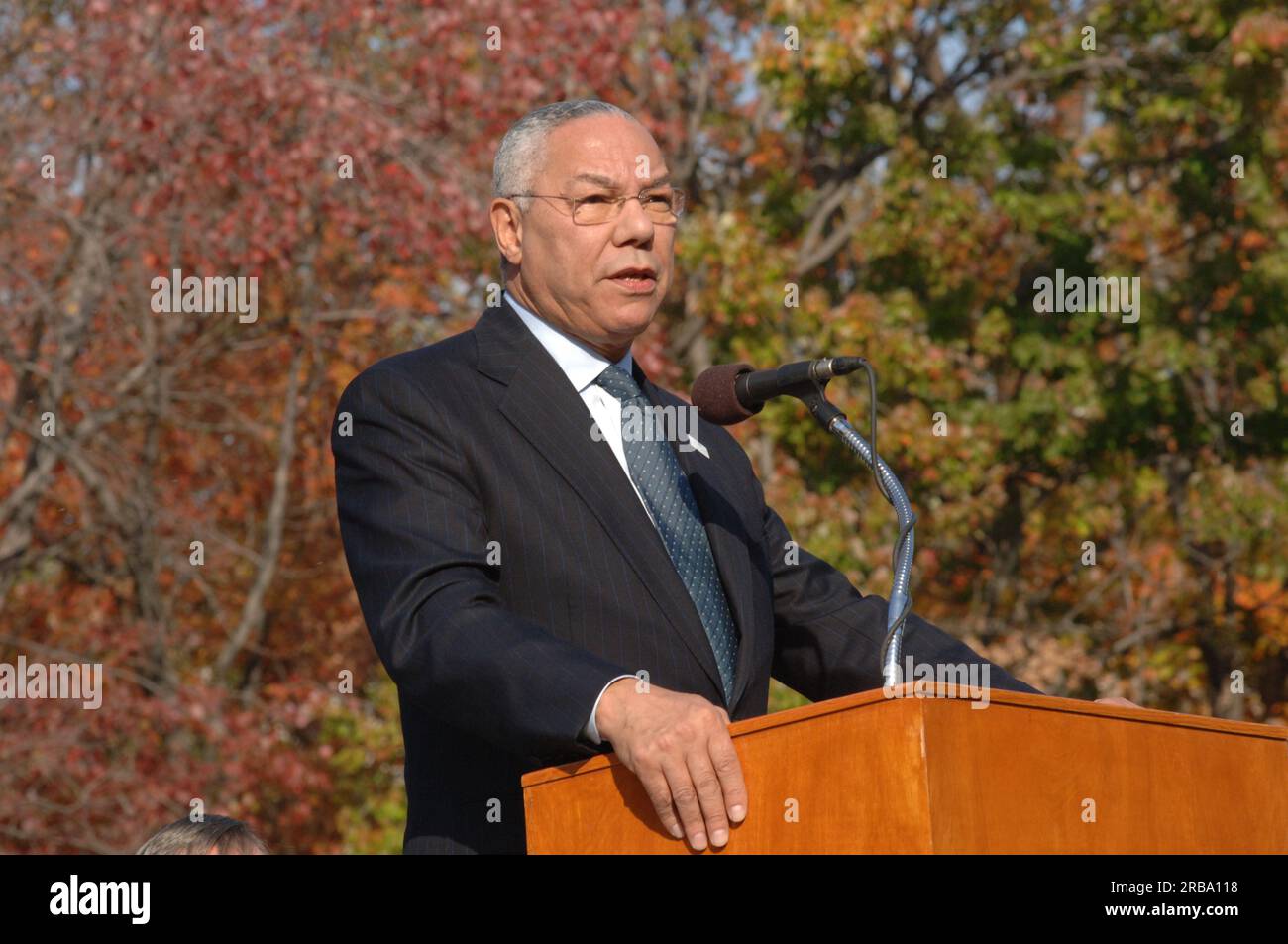 Veterans Day ceremony and aftermath at the Vietnam Veterans Memorial, Washington, D.C., where Secretary Dirk Kempthorne delivered the opening remarks, and joined participating dignitaries including the former Secretary of State and Chairman of the Joint Chiefs of Staff, General Colin Powell, along with Nebraska Senator Chuck Hagel, Vietnam Veterans Memorial Fund Founder and President Jan Scruggs, Vietnam Women's Memorial Foundation Founder and President Diane Carlson Evans, Mary 'Edie' Meeks of the Vietnam Women's Memorial Foundation, William Hansen of Lockheed Martin, and William Murdy of Com Stock Photo