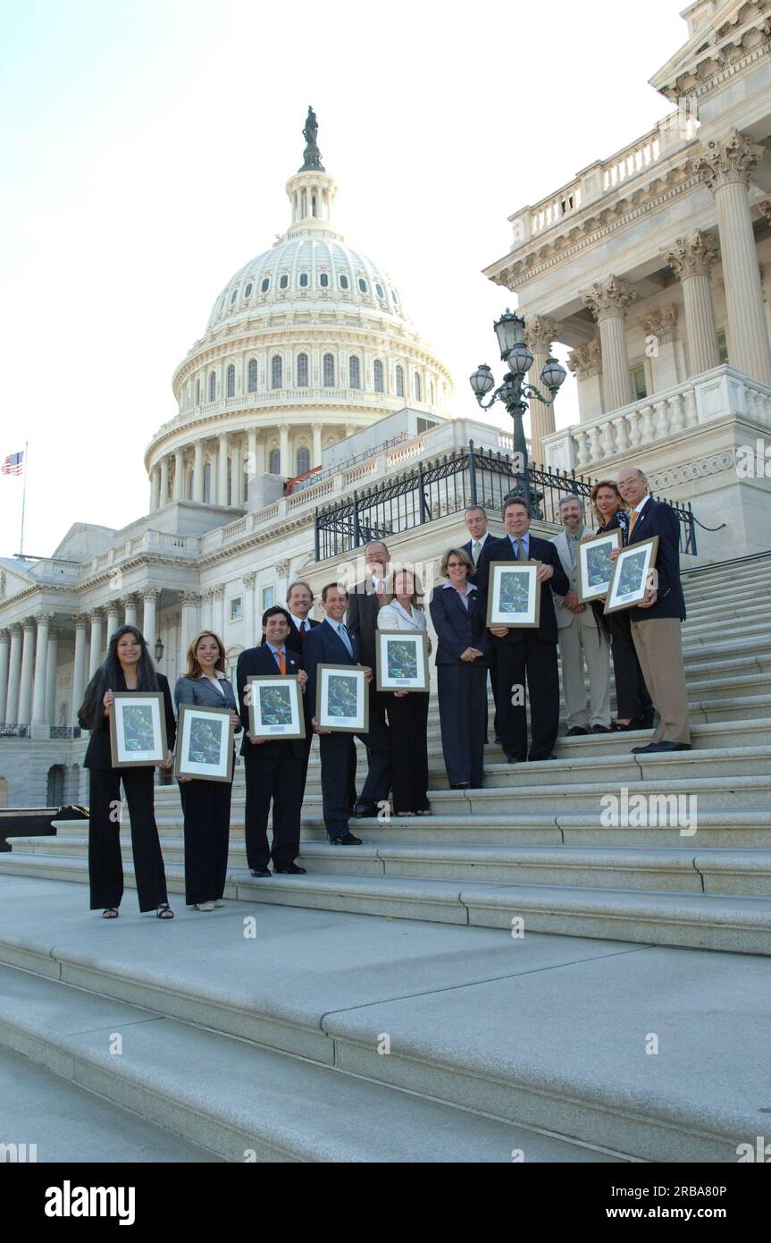 reception-attended-by-fish-and-wildlife-service-director-h-dale-hall