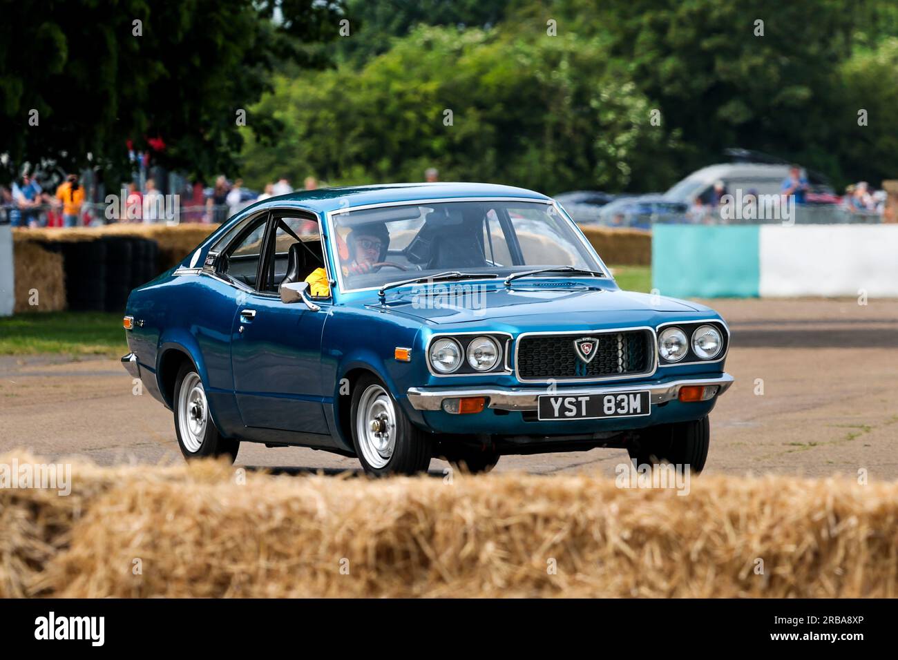 Mazda 818 hi-res stock photography and images - Alamy Mazda 818 hi-res stock photography and images - Alamy