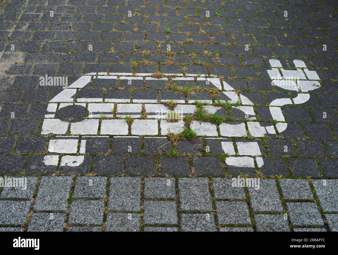 Bremen, Germany. 03rd July, 2023. 03.07.2023, Bremen. An electric car