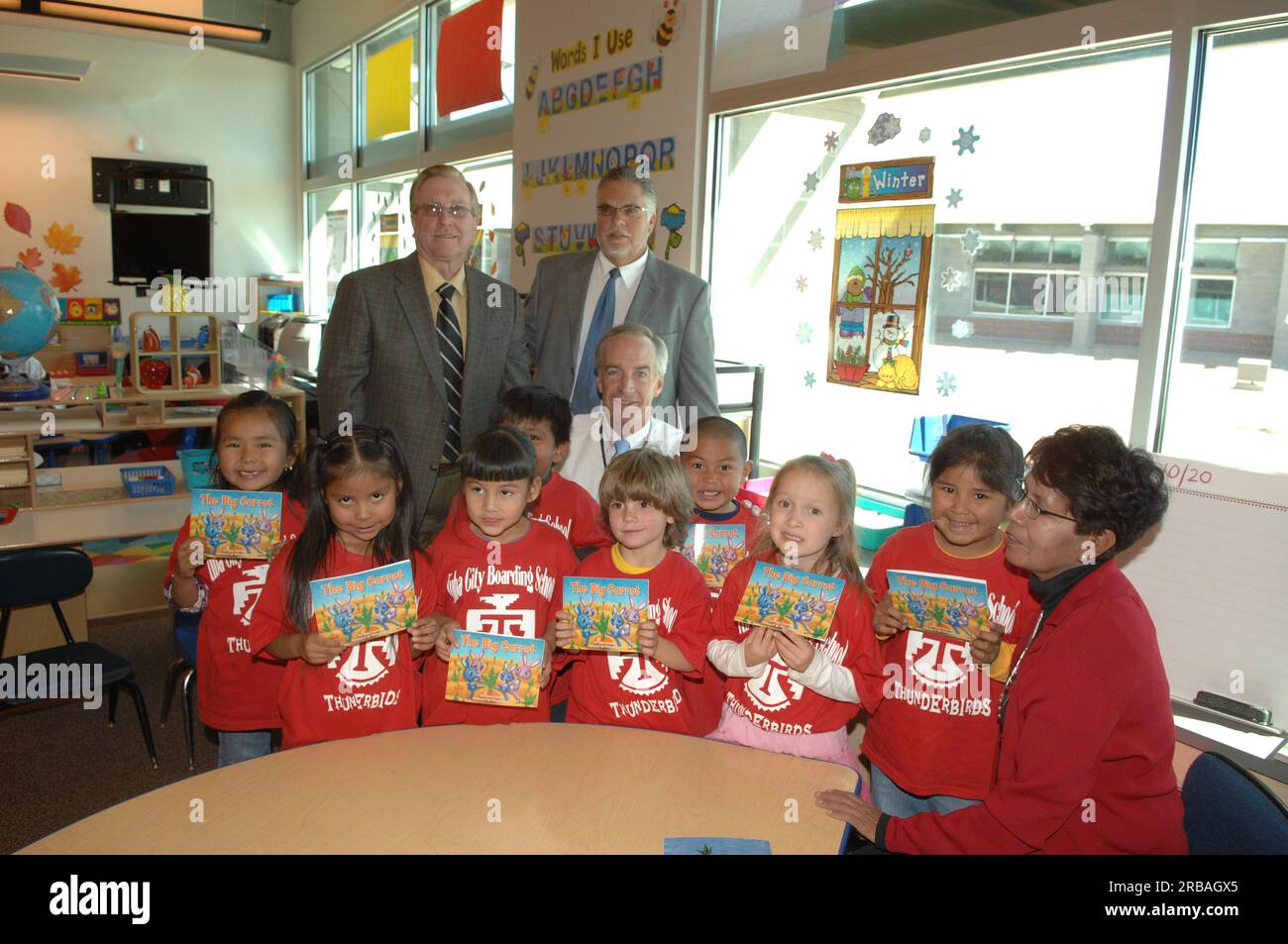 Visit of Secretary Dirk Kempthorne to the Tuba City Boarding School on