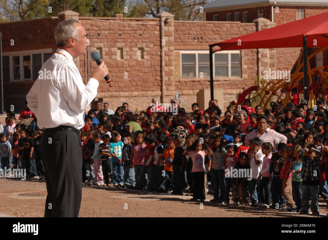 Visit of Secretary Dirk Kempthorne to the Tuba City Boarding School on