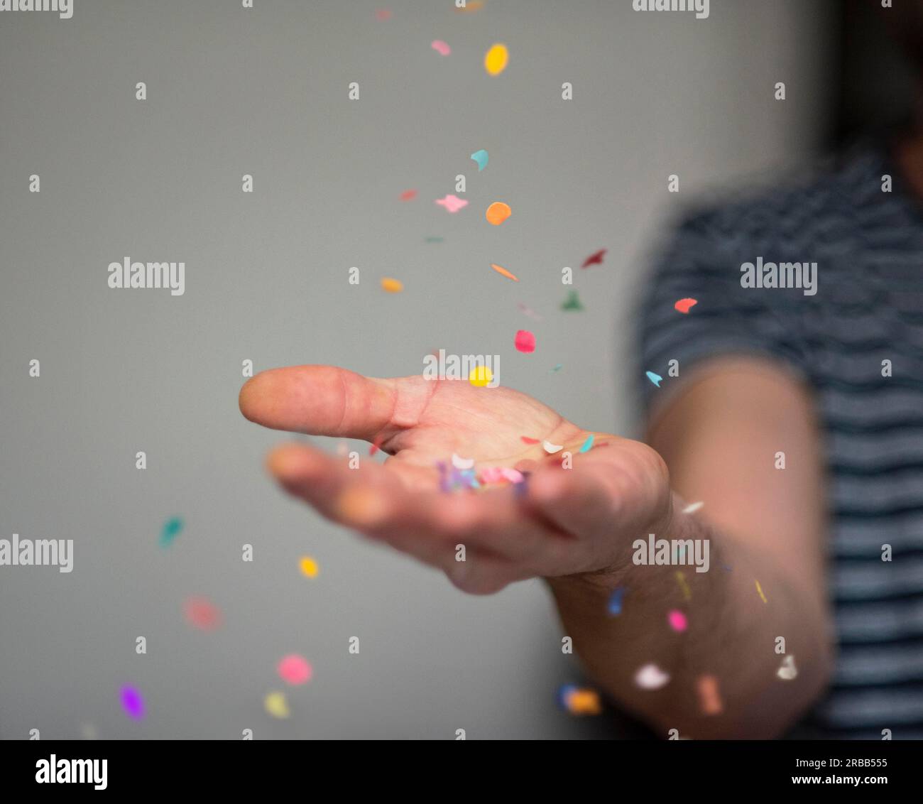 Throwing confetti hires stock photography and images Alamy