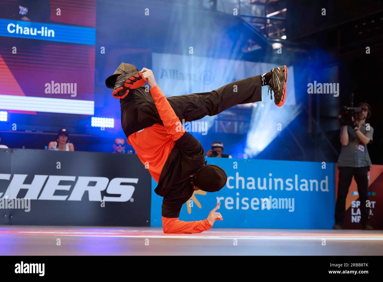 Die Finals 2023 Breaking Männer Deutsche Meisterschaft B-Boys Final am 08.07.2023 in der Gießhalle 1 im Landschaftspark Duisburg-Nord  in Duisburg Halbfinale DOUBLE  D ( Daniel DRESSEL ) Foto : Norbert Schmidt, Düsseldorf Stock Photo