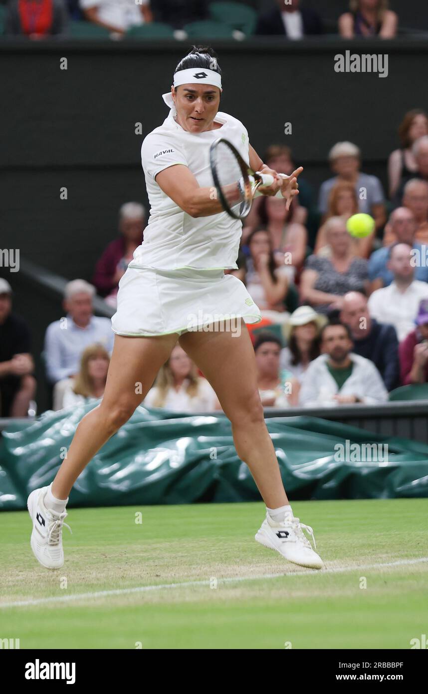 Bianca andreescu forehand hi-res stock photography and images - Alamy