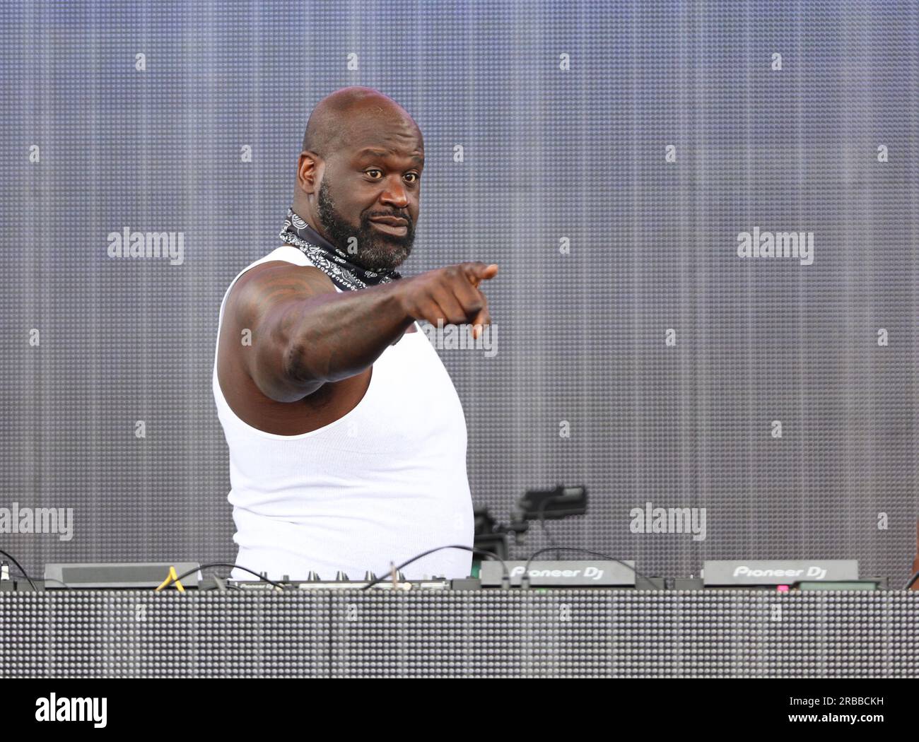 Chicago, USA, 08 July 2023. DJ Diesel (Shaquille O'Neal) reacts to the crowd as he leads the pre-match festivities before the US Major League Rugby (USMLR) Championship Final match between the San Diego Legion and the New England Free Jacks at SeatGeek Stadium in Bridgeview, IL, USA. Credit: Tony Gadomski / All Sport Imaging / Alamy Live News Stock Photo