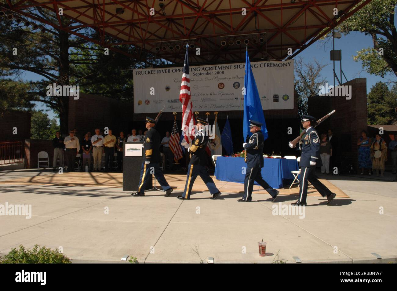 Paiute and ceremony hires stock photography and images Alamy