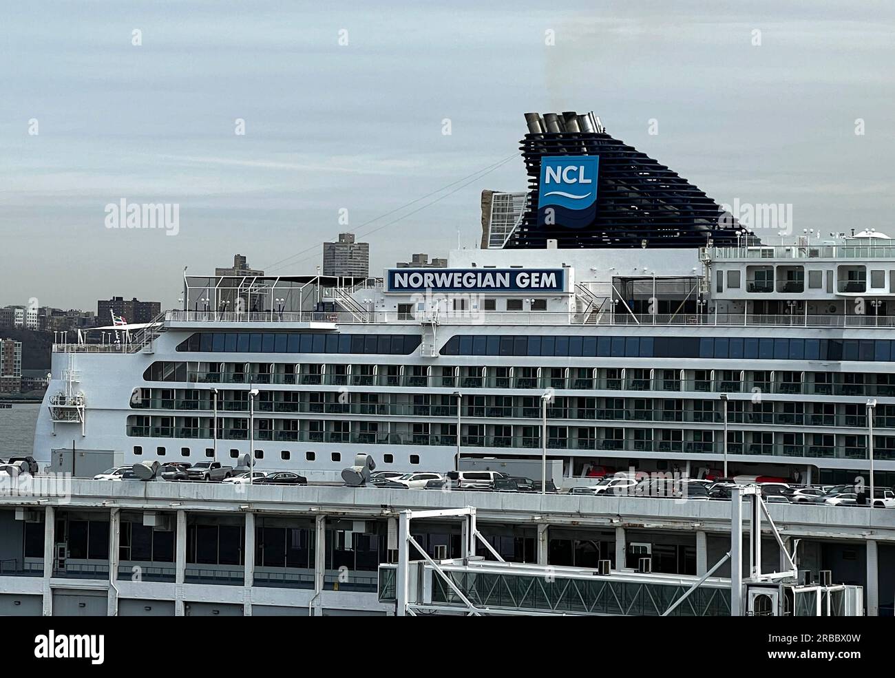 Norwegian Gem cruise ship docked at the Manhattan Cruise Terminal in New York City Stock Photo