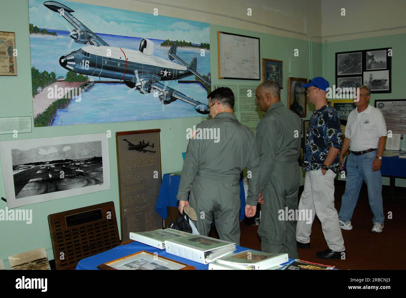 Pacific Islands Tour: Visit of Secretary Dirk Kempthorne and aides to ...