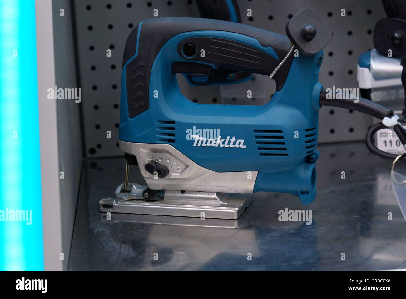 Makita electric drill hi-res stock photography and images - Page 2 - Alamy