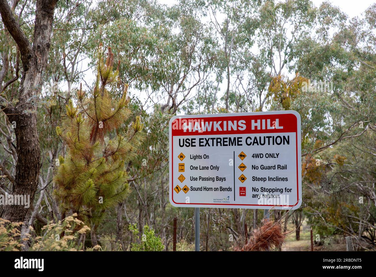Hawkins Hill on the Hill End Bridle track, warning sign for steep hill, famous as former gold mining project, Hill End,NSW,Australia Stock Photo