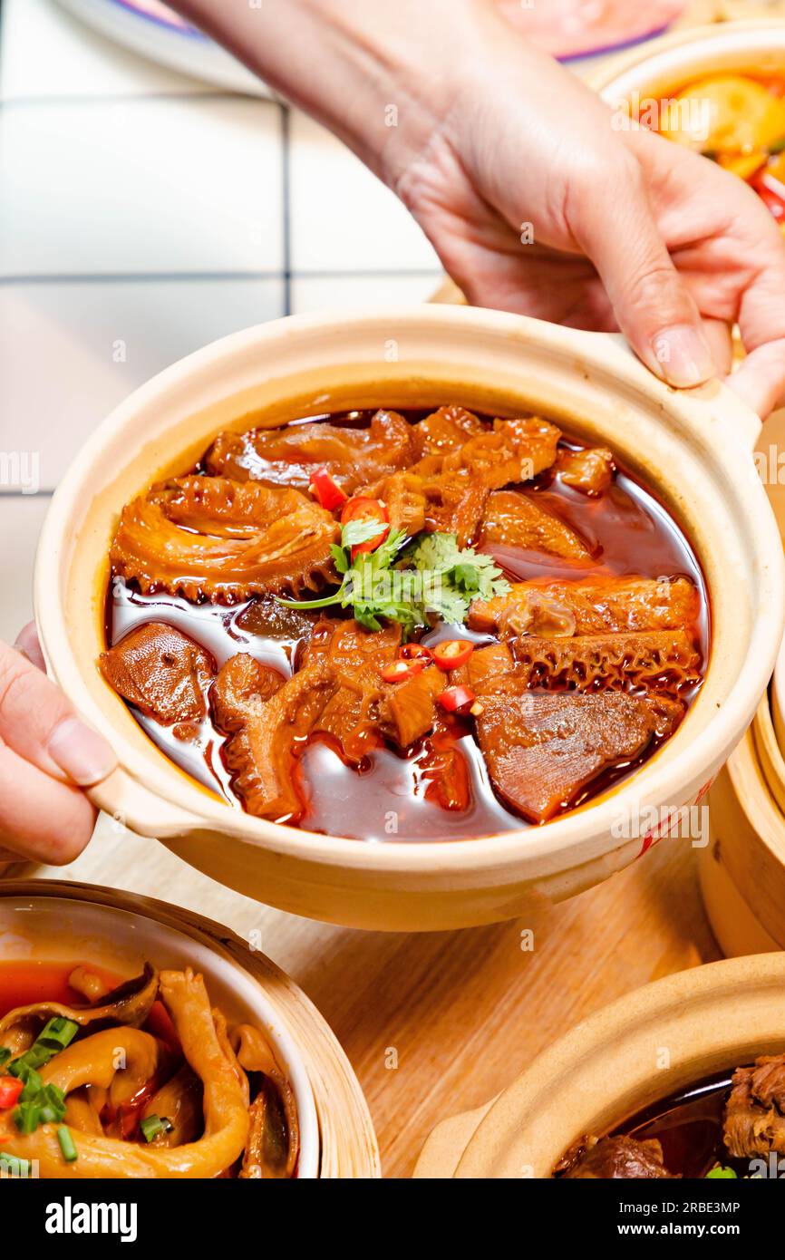 Stewed Beef Brisket with beef tripe en Casserole Stock Photo Alamy