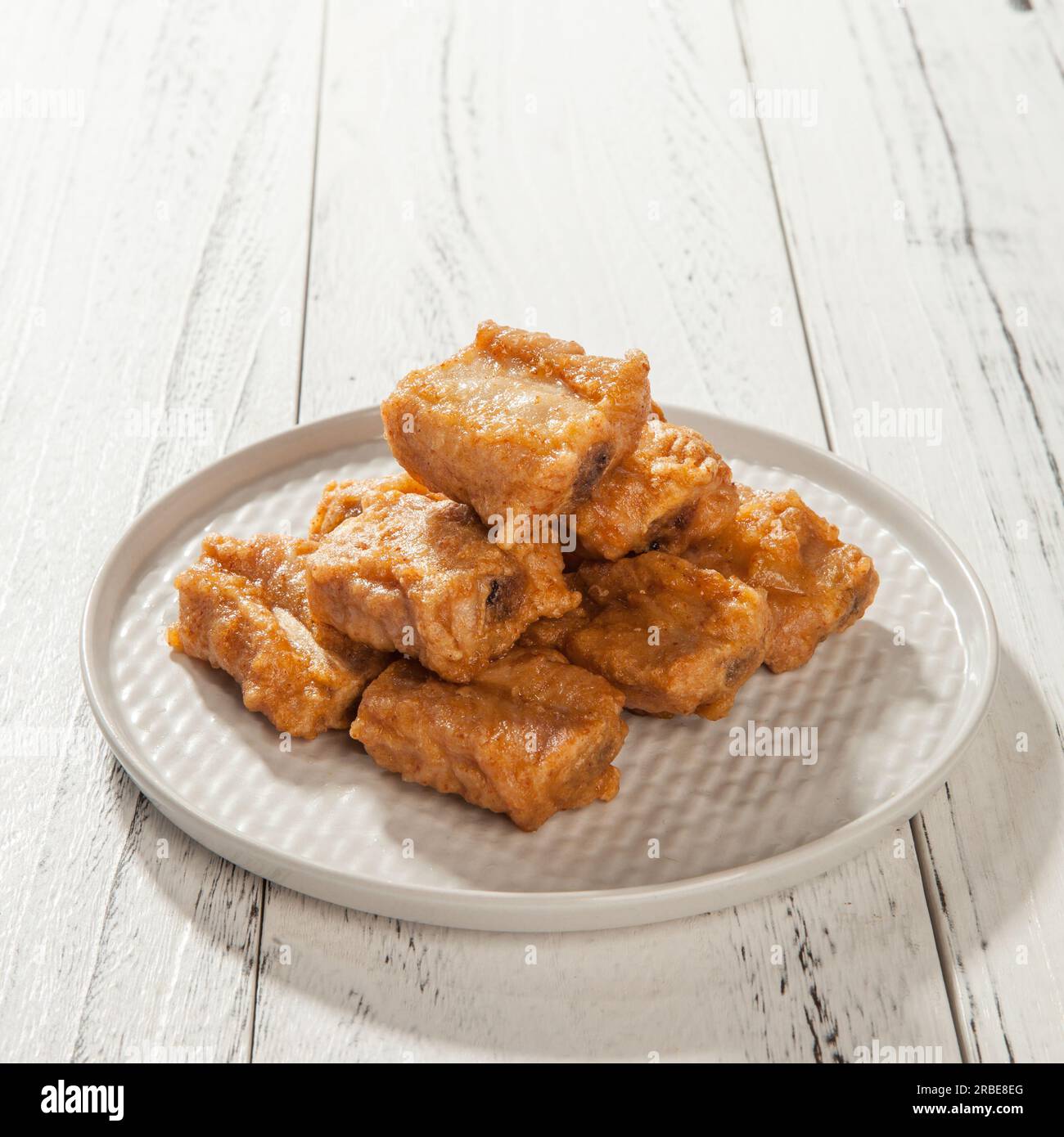 Chinese cuisine,Deepfried pork Spare ribs with garlic Stock Photo Alamy