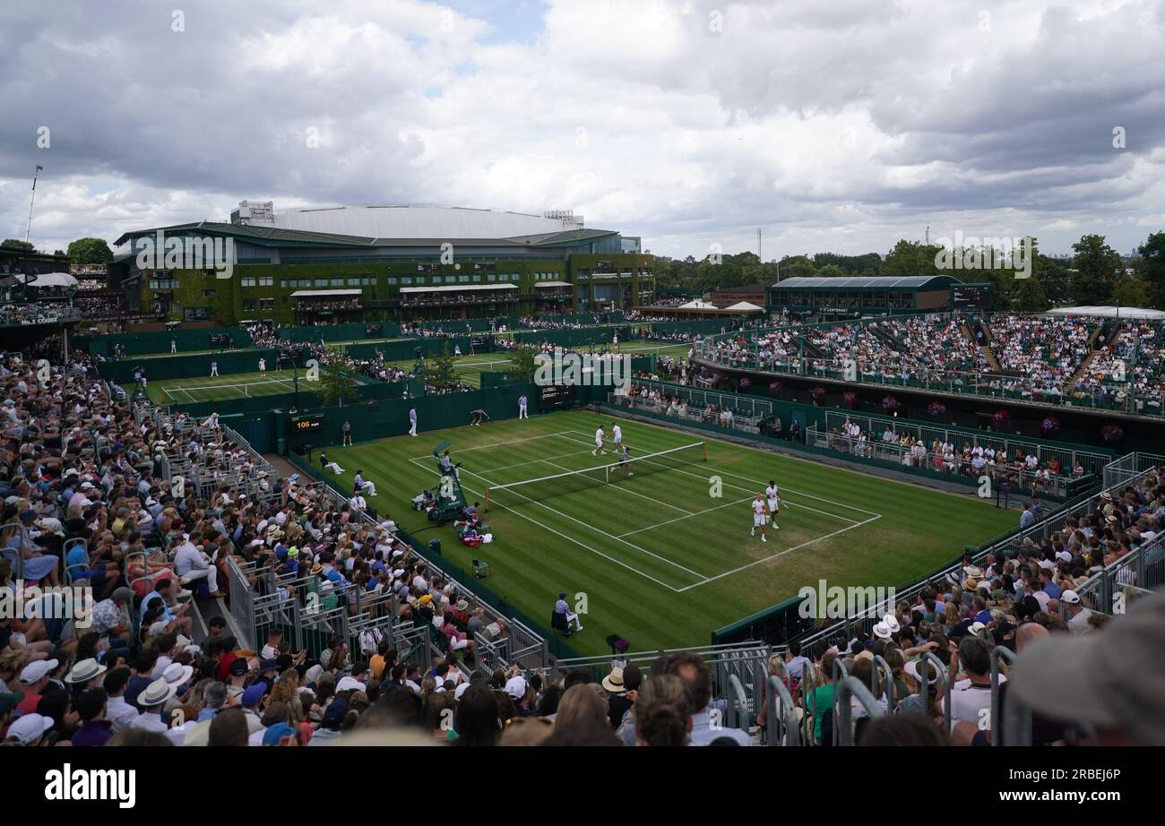 A view of the match between Liam Broady and Jonny O'Mara against Rafael Matos and Francisco Cabral on day seven of the 2023 Wimbledon Championships at the All England Lawn Tennis and Croquet Club in Wimbledon. Picture date: Sunday July 9, 2023. Stock Photo