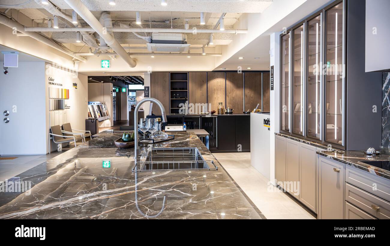 Image showcasing Premium kitchen storage hi-res stock photography and images - Alamy