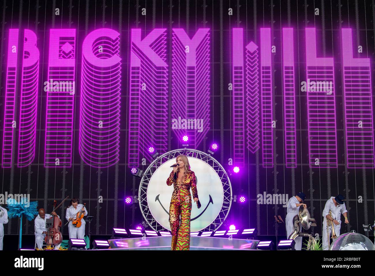 becky-hill-2023-hi-res-stock-photography-and-images-alamy