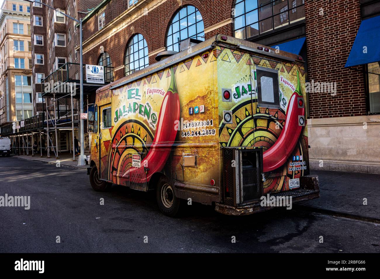 El Jalapeño food truck selling Mexican street food in New York City