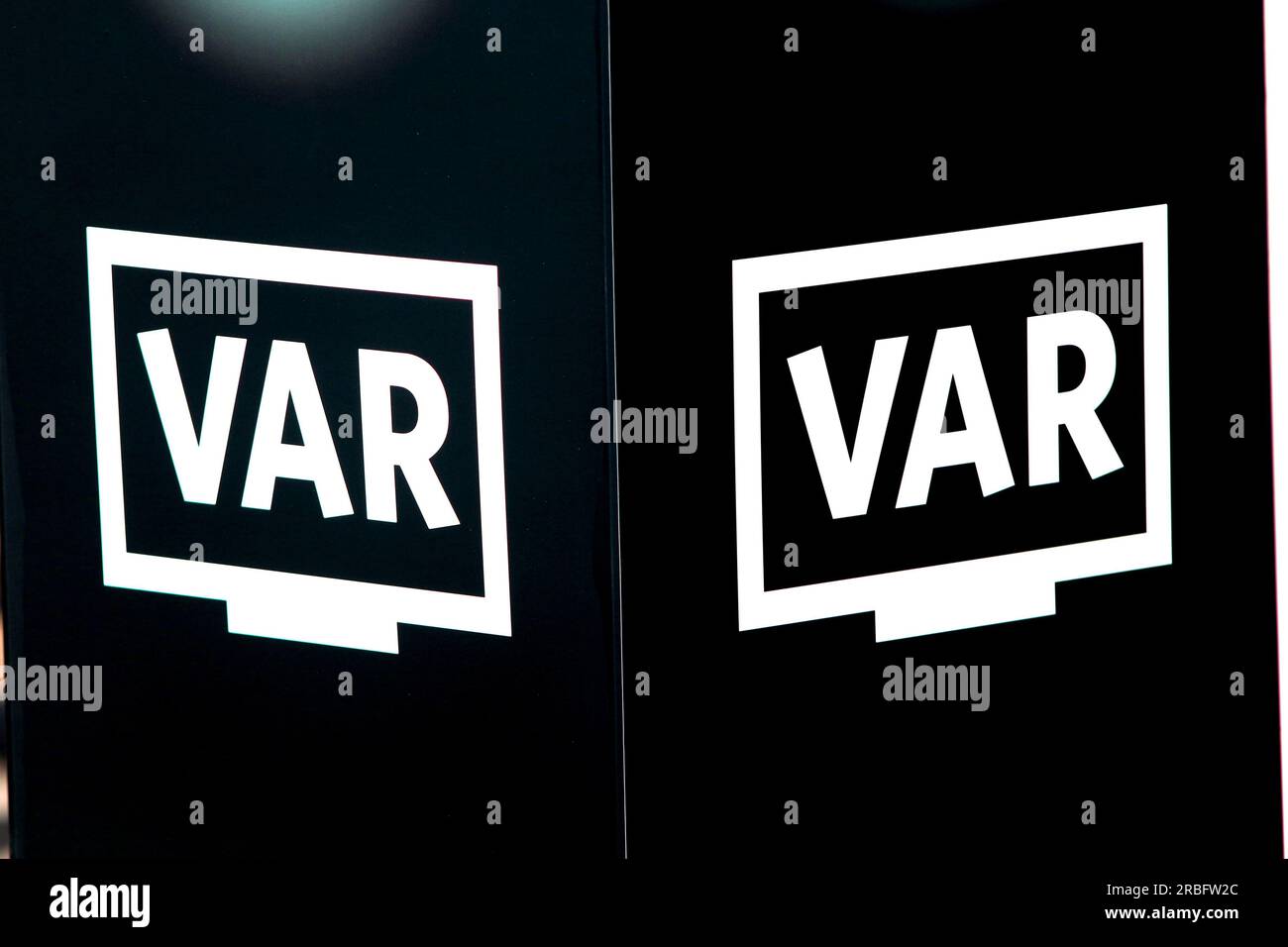 Team of var referees hi-res stock photography and images - Alamy