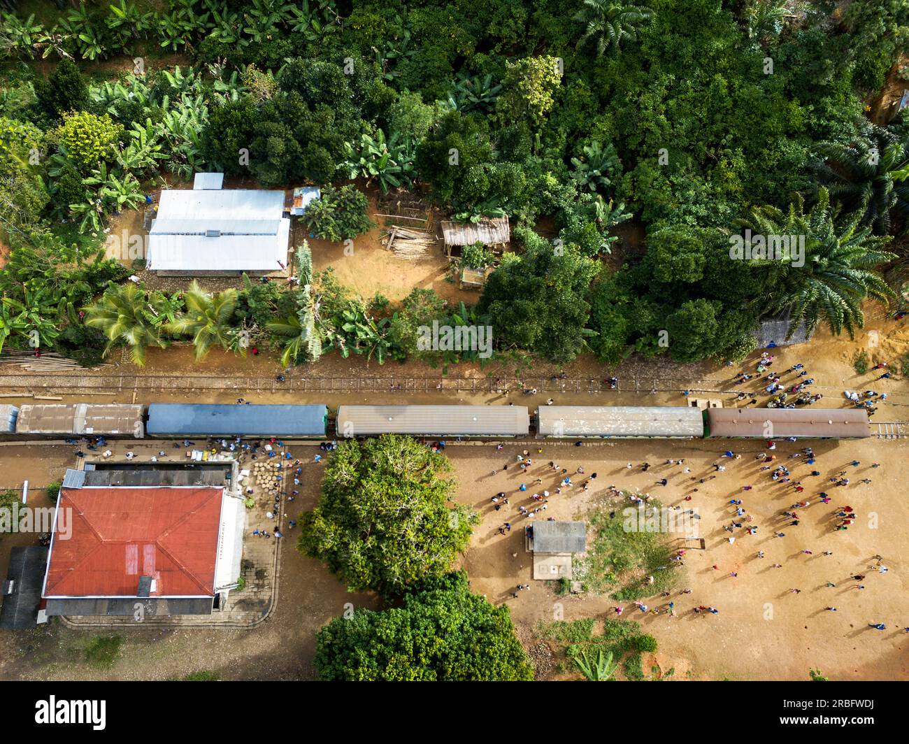 Old train on the railway line from Fianarantsoa to Manakara, Madagascar, Southeast Africa.  Vintage train traveling through jungle, Fianarantsoa-Côte Stock Photo