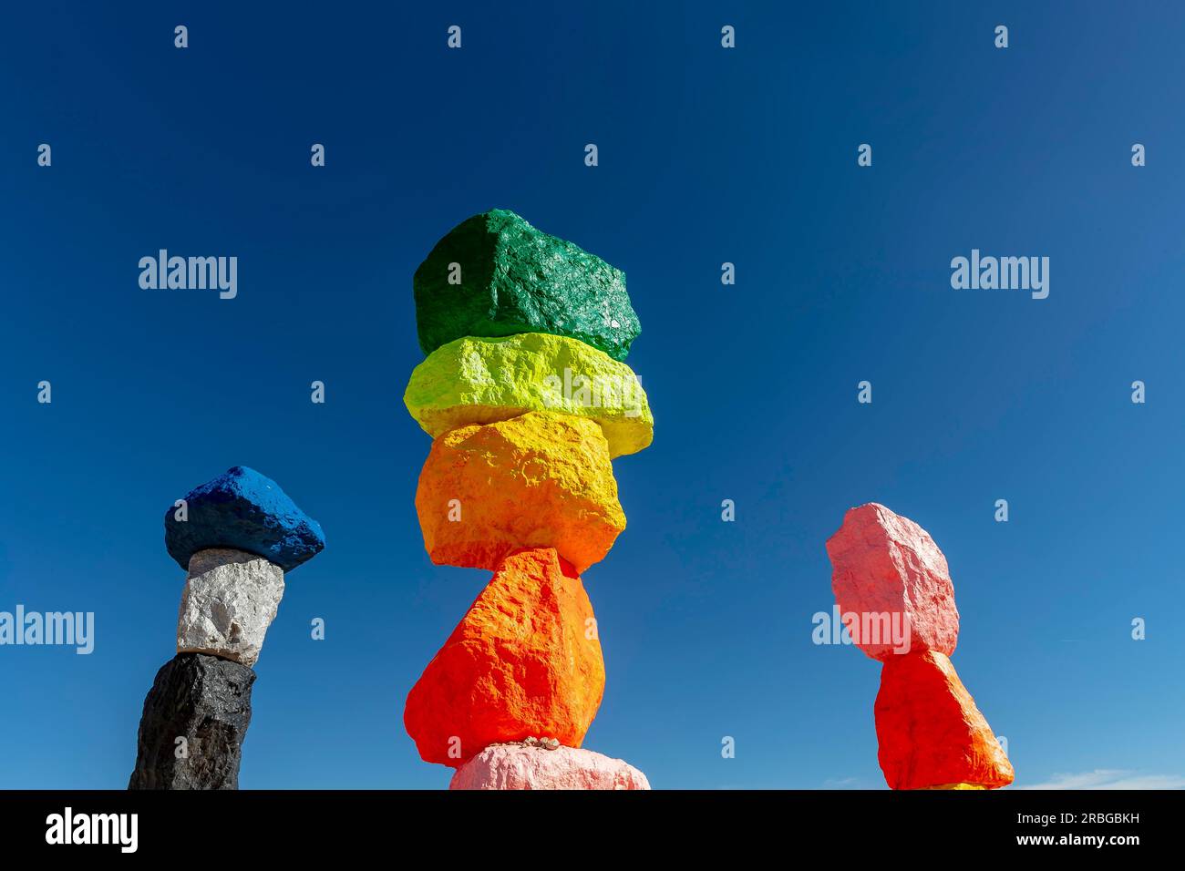 Seven Magic Mountains Sculpture Adds Splash of Color to Desert Near Las Vegas Stock Photo - Alamy