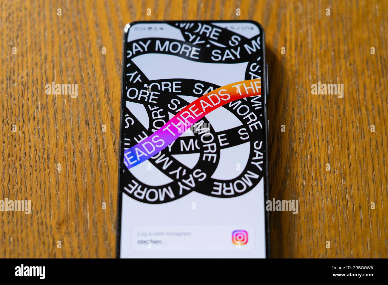 Threads, an Instagram app by Meta, startup / loading screen showing the word threads repeated on a Samsung Galaxy smartphone screen. UK Stock Photo