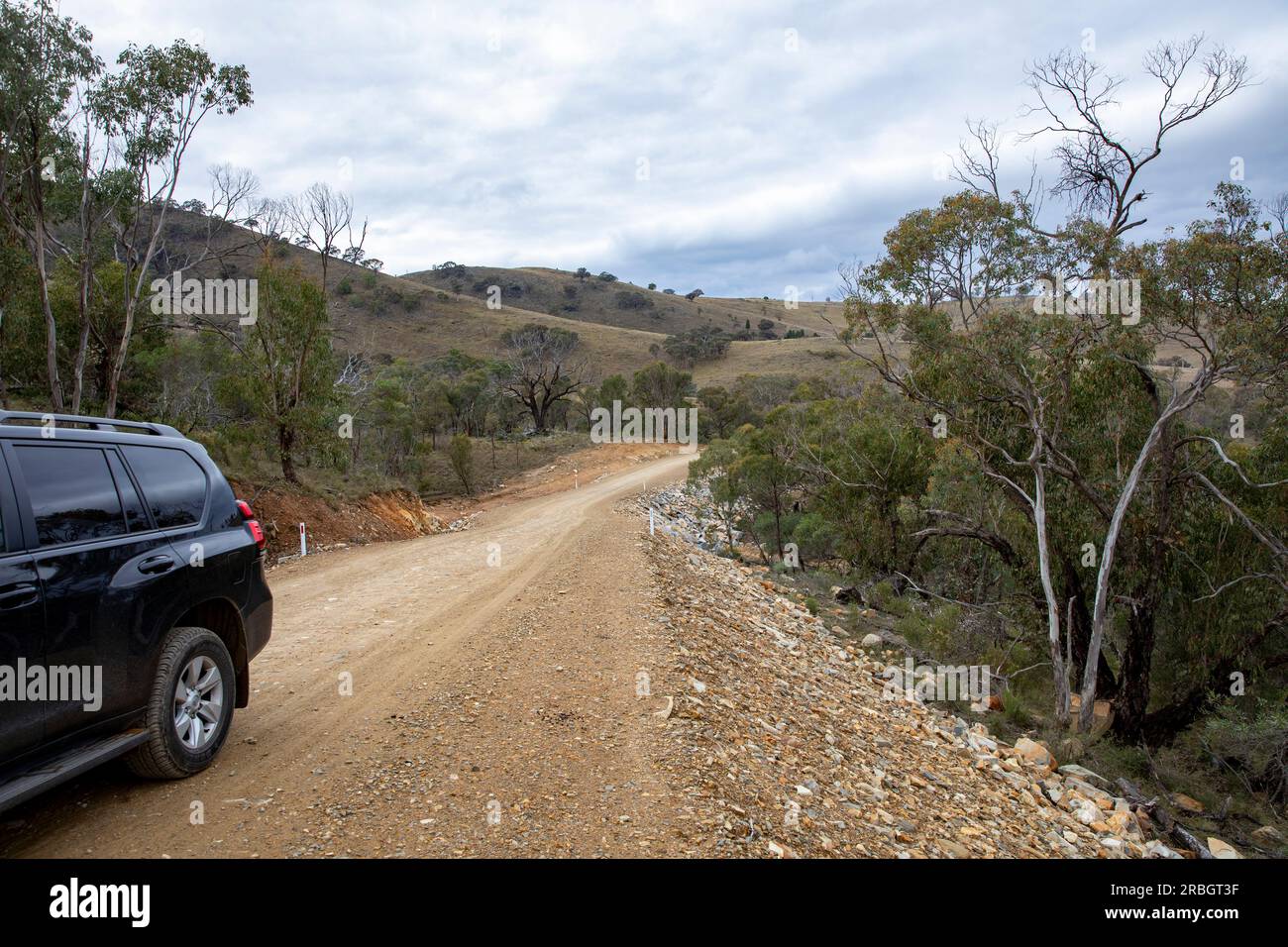July 2023, Hill End Bridle track former gold mining trail, 4x4 vehicle travels along graded trail,NSW,Australia Stock Photo