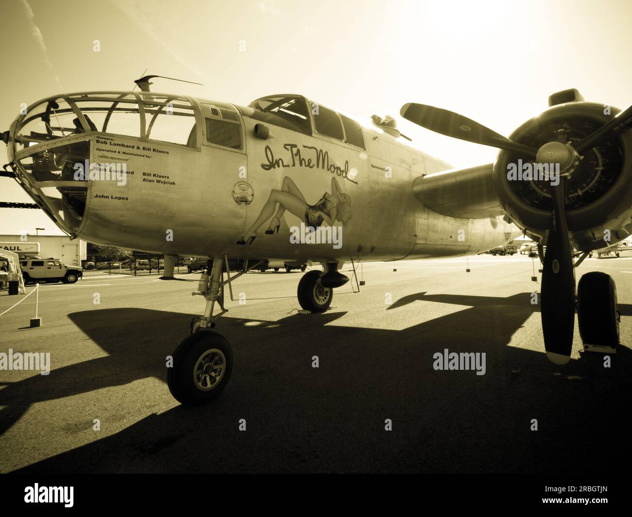 World war ii aircraft painting hi-res stock photography and images - Alamy