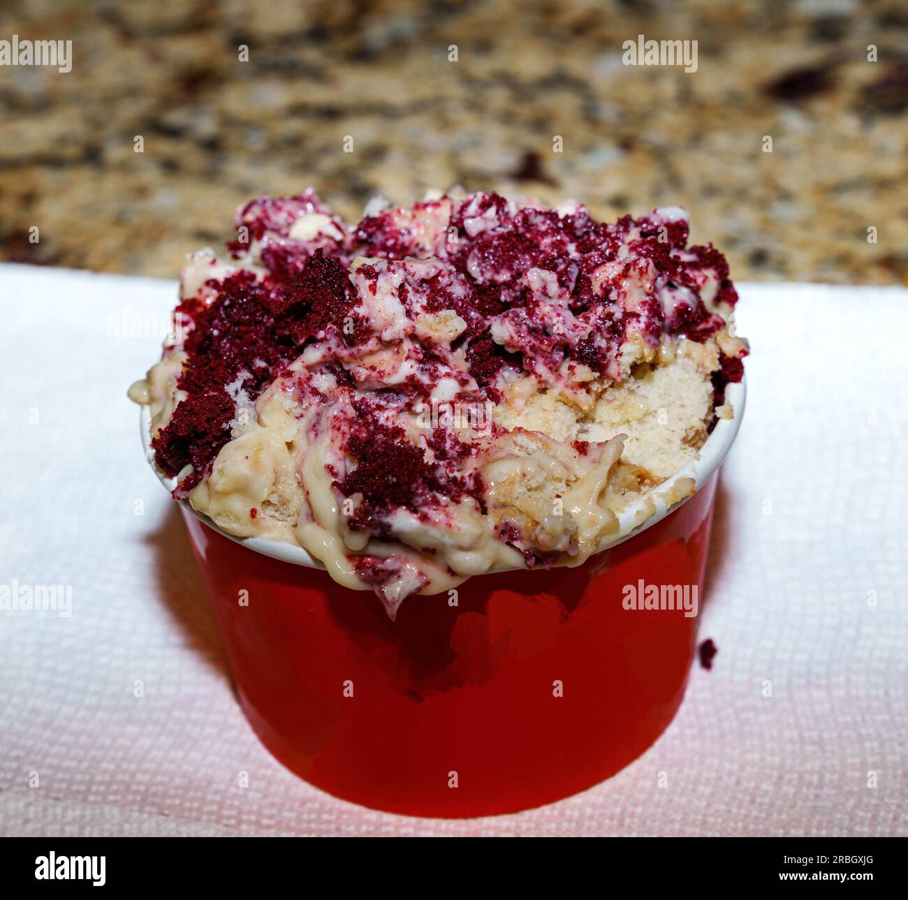 red-velvet-banana-pudding-stock-photo-alamy