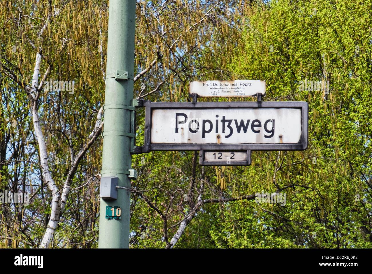 Popitzweg street sign, Spandau, Berlin. Road named after Prof Dr Johannes Popitz, resistance fighter and Prussian Finace Mininster Stock Photo