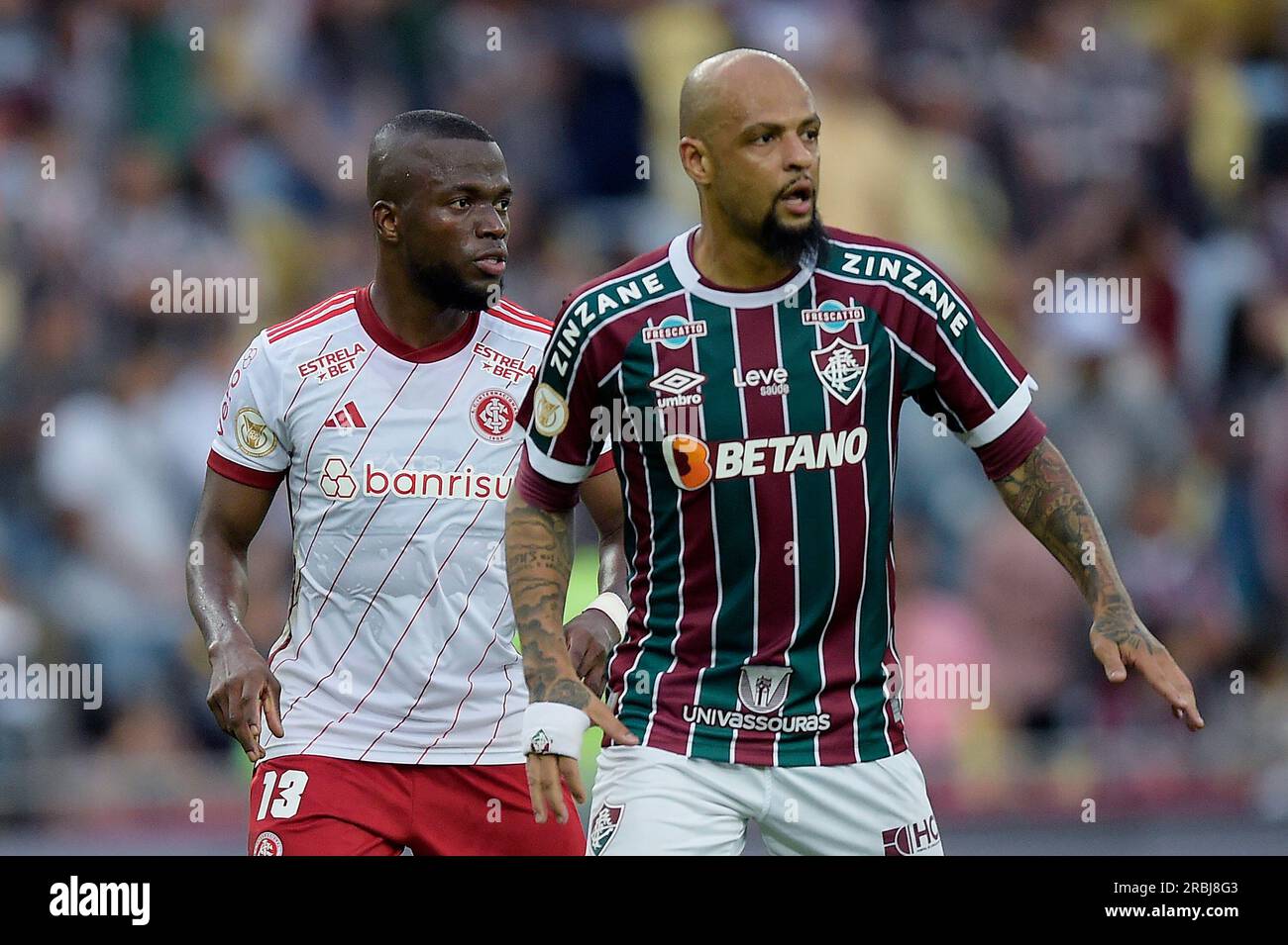 RJ - RIO DE JANEIRO - 07/09/2023 - BRAZILEIRO A 2023, FLUMINENSE X INTERNACIONAL - Fluminense player Felipe Melo competes with Enner Valencia player from Internacional during a match at the Maracana stadium for the Brazilian championship A 2023. Photo: Alexandre Loureiro/AGIF/Sipa USA Stock Photo