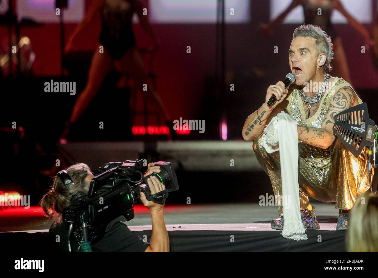 Singer Robbie Williams during a performance on the first day of the Mad  Cool 2023 festival, on July 6, 2023, in Villaverde, Madrid (Spain). Robert  Peter Williams, better known as Robbie Williams,