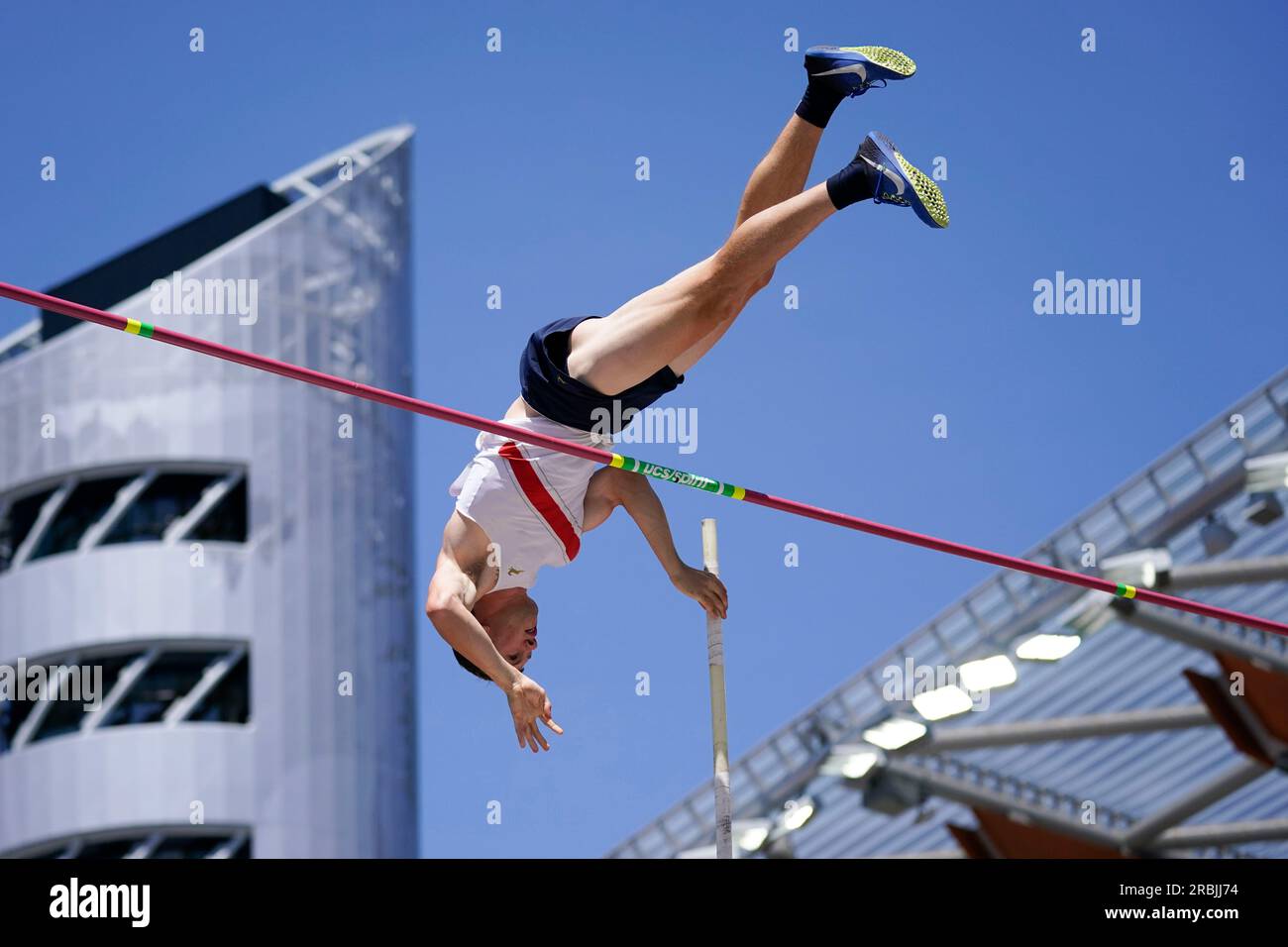 Steven Bastien competes in the pole vault for the men's decathlon ...