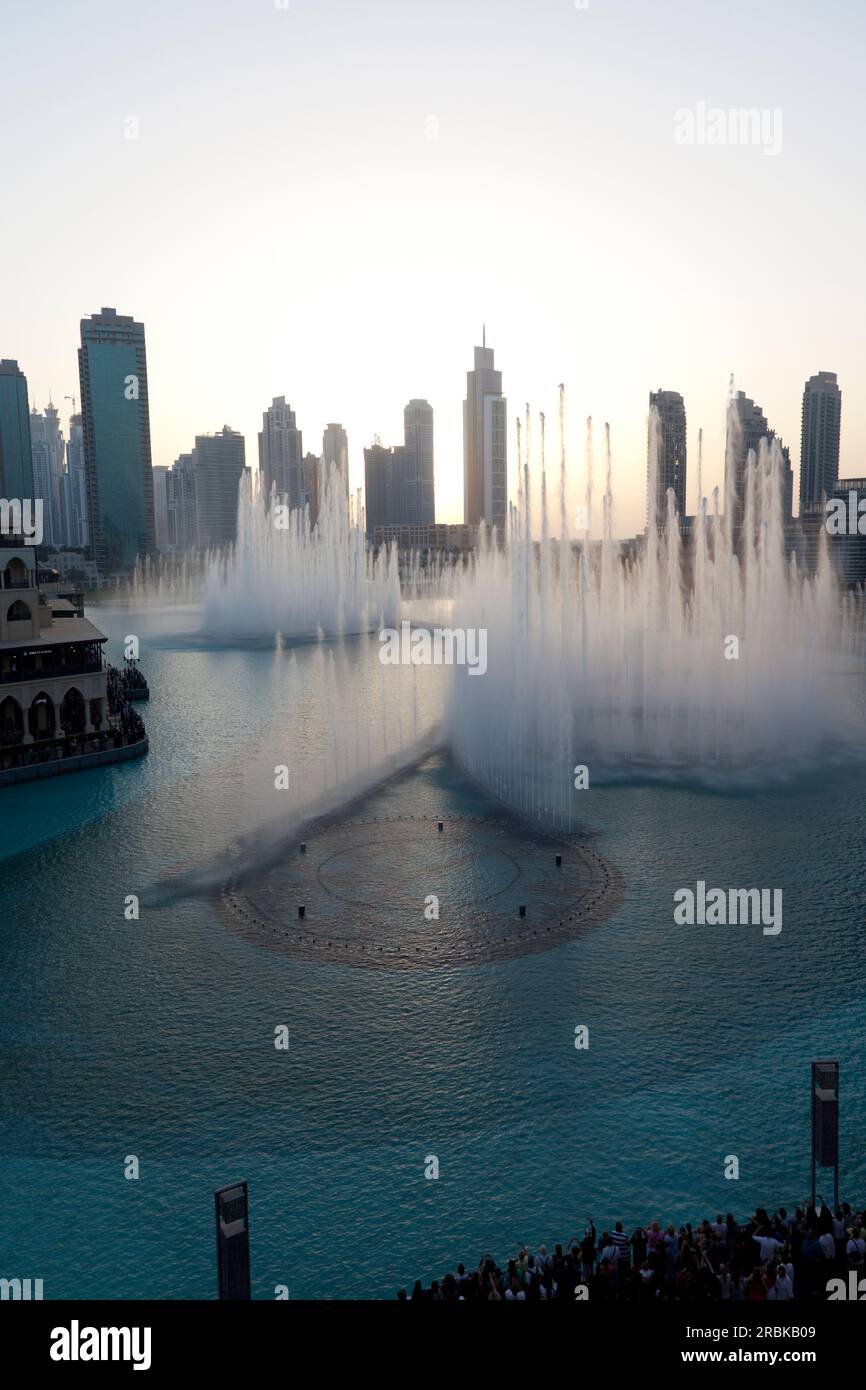 Uae Dubai Downtown Dubai Burj Dubai Dubai Mall Burj Khalifa Lake