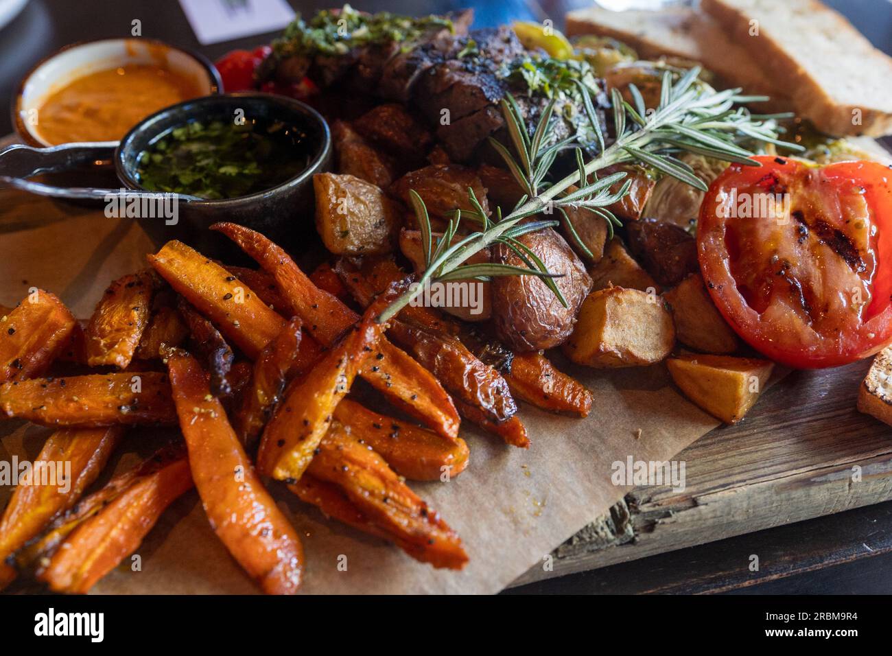 Steak with sweet potato fries hi-res stock photography and images - Alamy