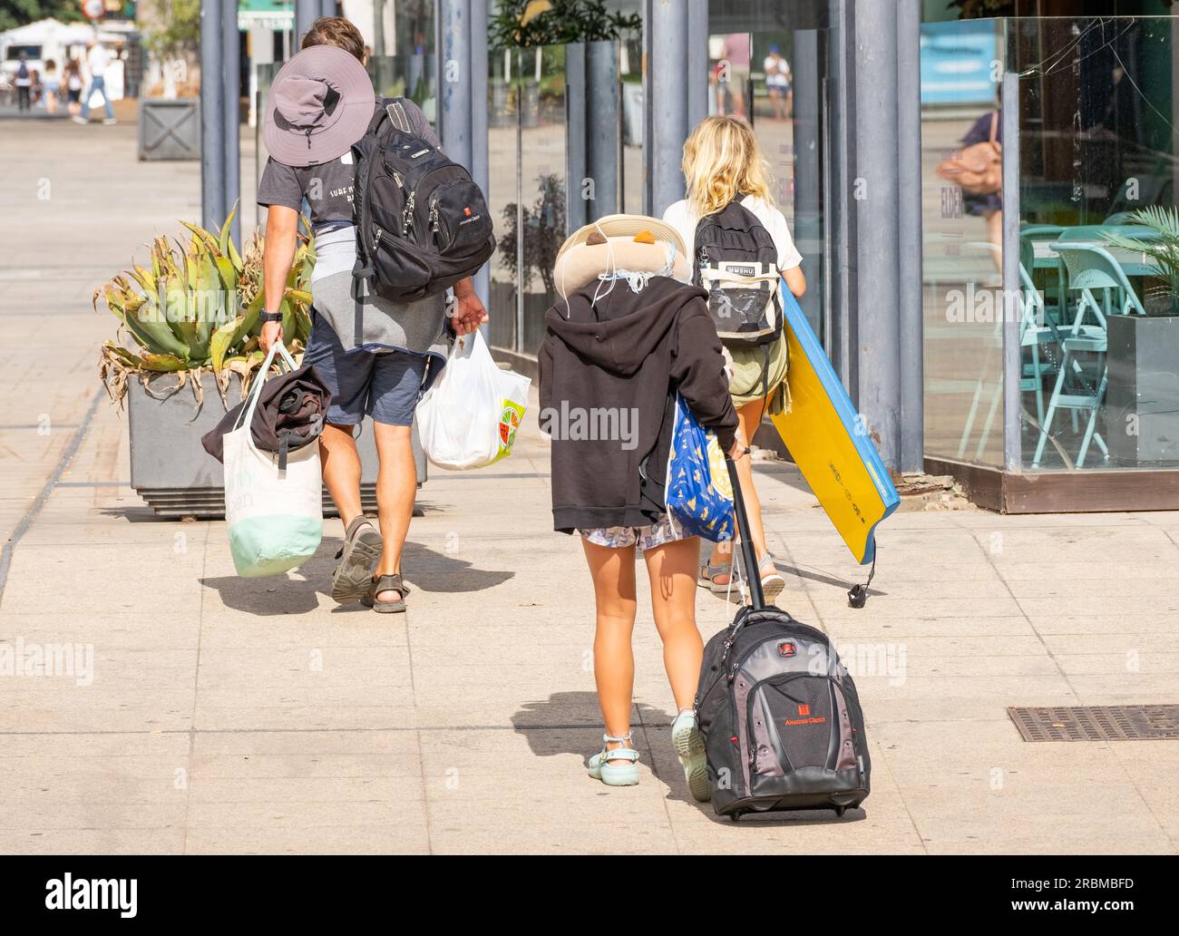 Gran Canaria, Canary Islands, Spain. 10th July 2023. Tourists, many from the UK, arriving in Las Palmas, the capital of Gran Canaria. An air traffic control strike could hit summer holiday flights across Europe. Credit: Alan Dawson/Alamy Live News. Stock Photo
