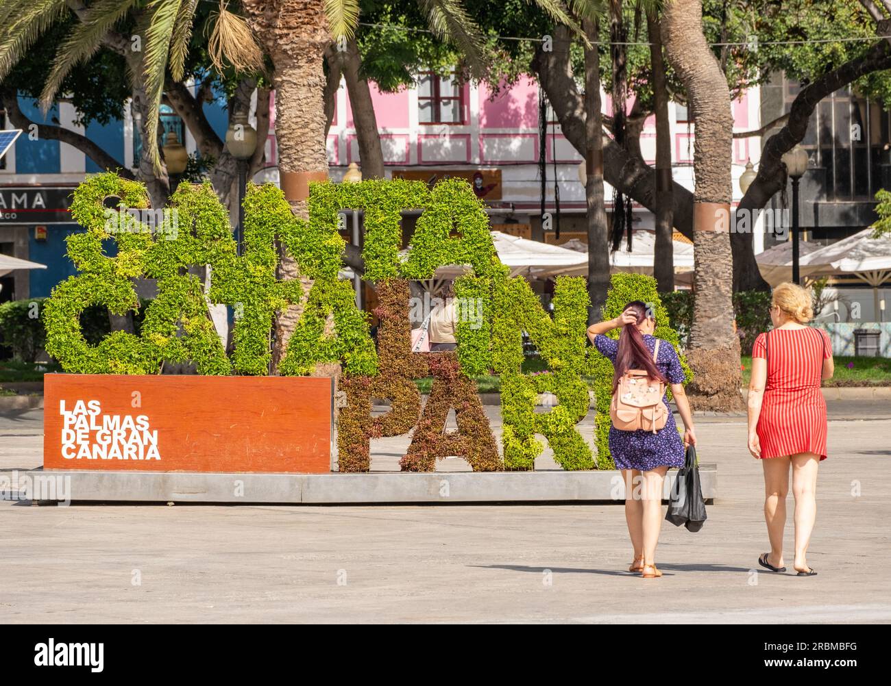 Gran Canaria, Canary Islands, Spain. 10th July 2023. Tourists, many from the UK, arriving in Las Palmas, the capital of Gran Canaria. An air traffic control strike could hit summer holiday flights across Europe. Credit: Alan Dawson/Alamy Live News. Stock Photo