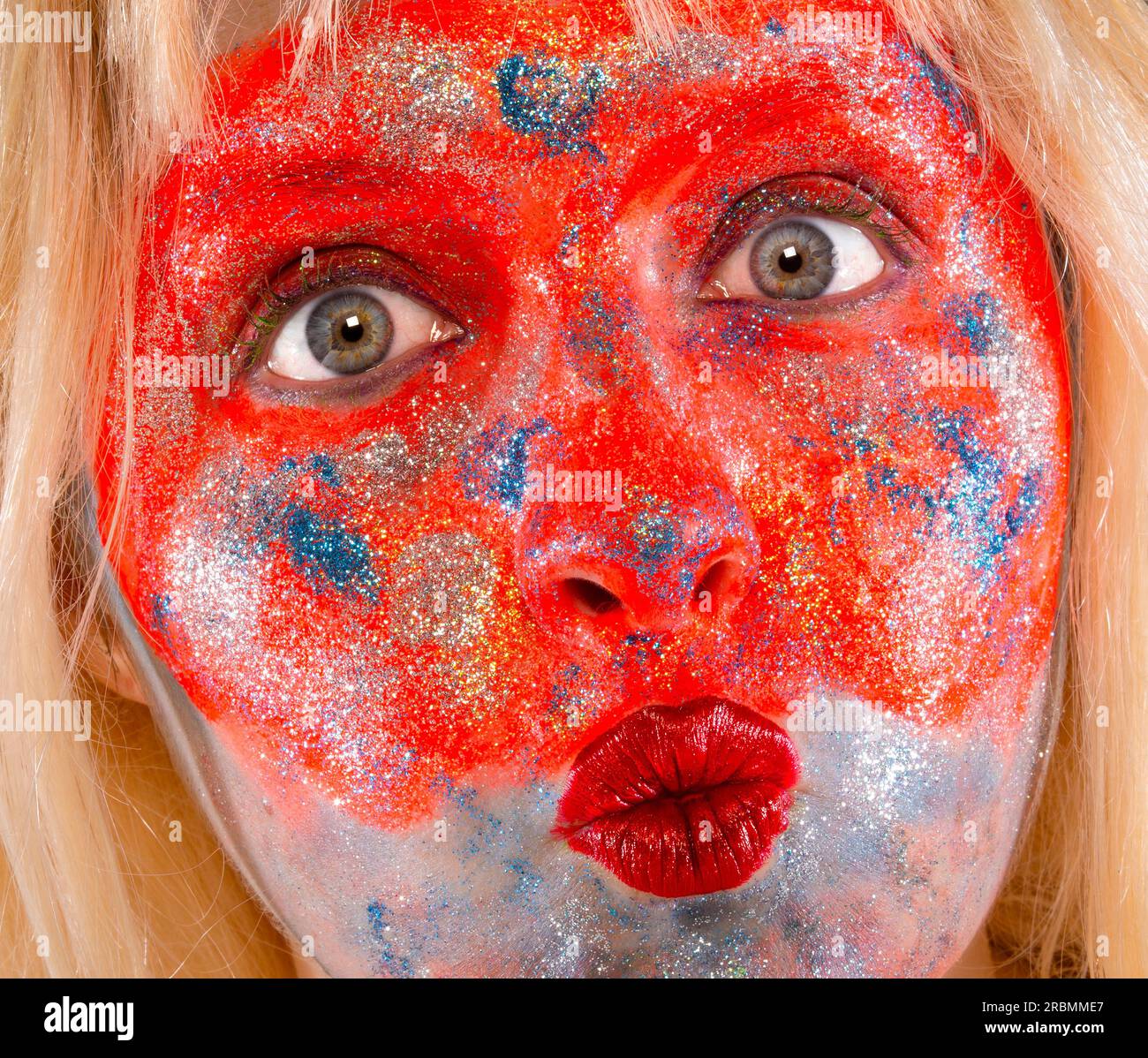 Shock surprise hi-res stock photography and images - Alamy