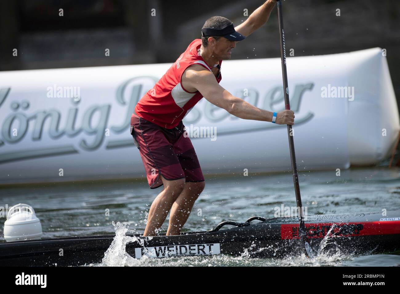 Peter WEIDERT (SKG Hanau) action, men's stand up paddling, canoe ...